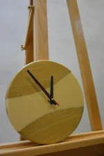 Massive Holzuhr mit Epoxy 23cm