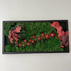 Mooswandbild mit roten Moosblumen & Eukalyptus