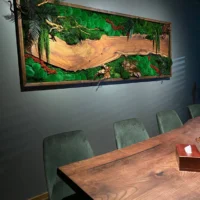 Moosbild mit Holz – Walnuss Waldlandschaft