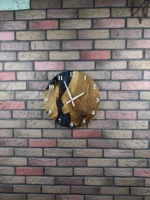 Design Wanduhr Eiche mit schwarzem Epoxidharz & Perlmutt