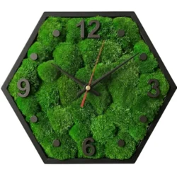 Hexagonale Wanduhr mit schwarzem Rahmen, Kugelmoos und schwarzen Ziffern